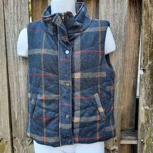Vanilla Bay Plaid Vest Size Large, Zips and snaps,